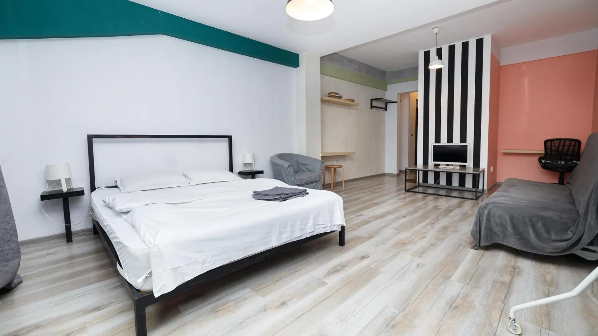 בוקרשט Antic Apartments