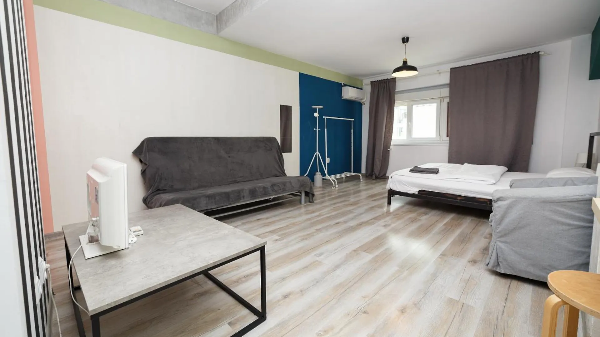 בוקרשט Antic Apartments
