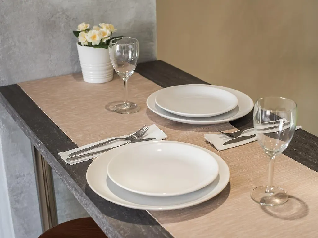 בוקרשט Antic Apartments רומניה